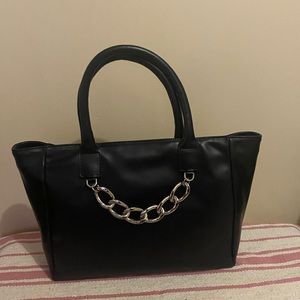 L’intervalle Island Black Leather Tote Bag 🖤🔗